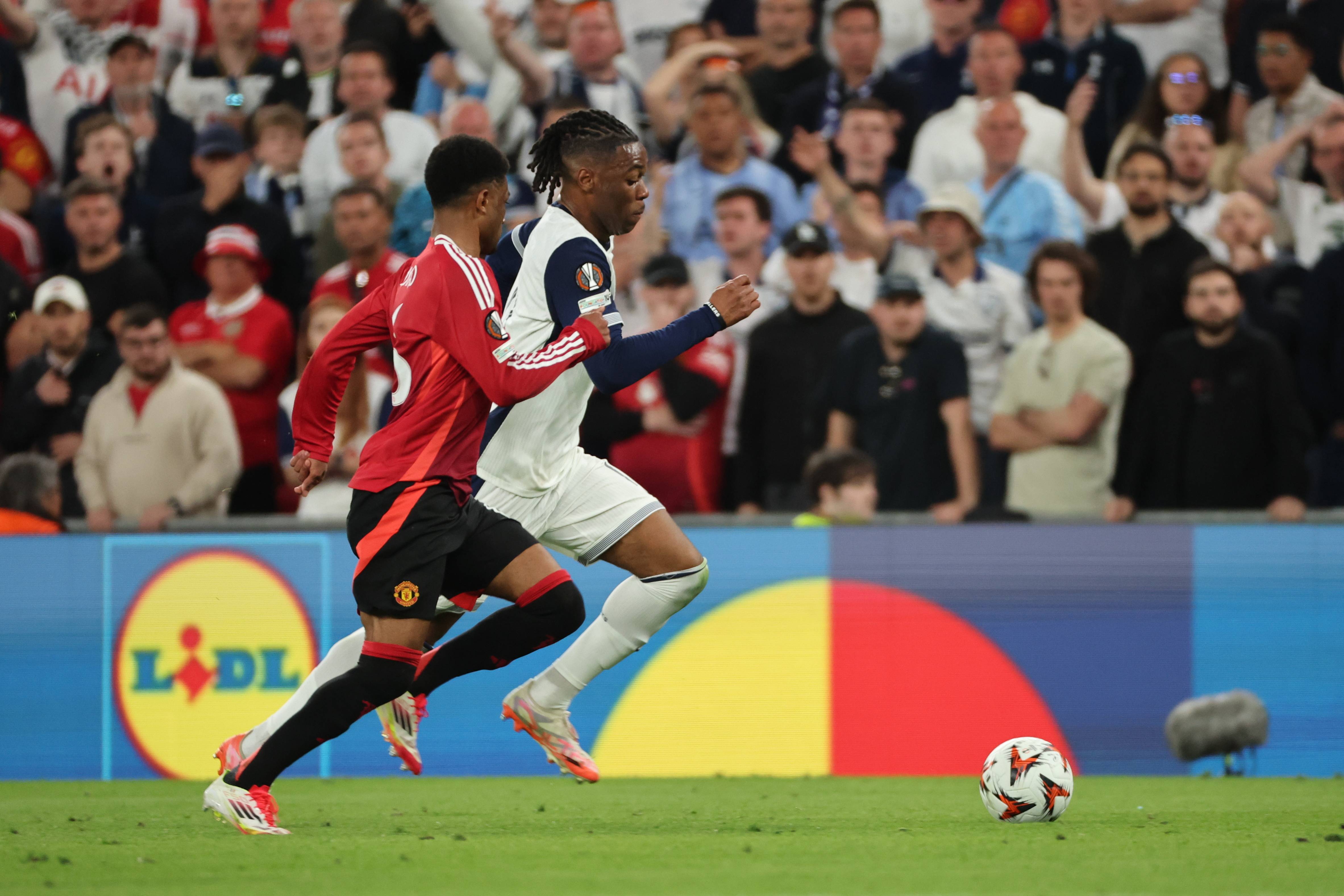 拉齐奥国际比赛日防线松动；志在欧超杯名次提升；态度坚定；控场能力受关注的简单介绍