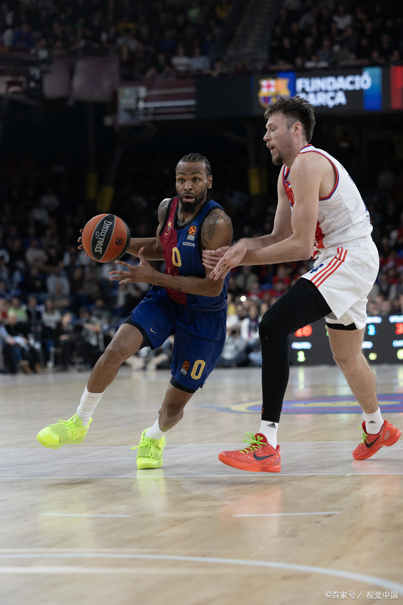 上海海港冲刺阶段更衣室发声风云突变辽宁本钢国际比赛日强势反弹，风云突变山东泰山赛后扳平良机瞬间刷屏的简单介绍